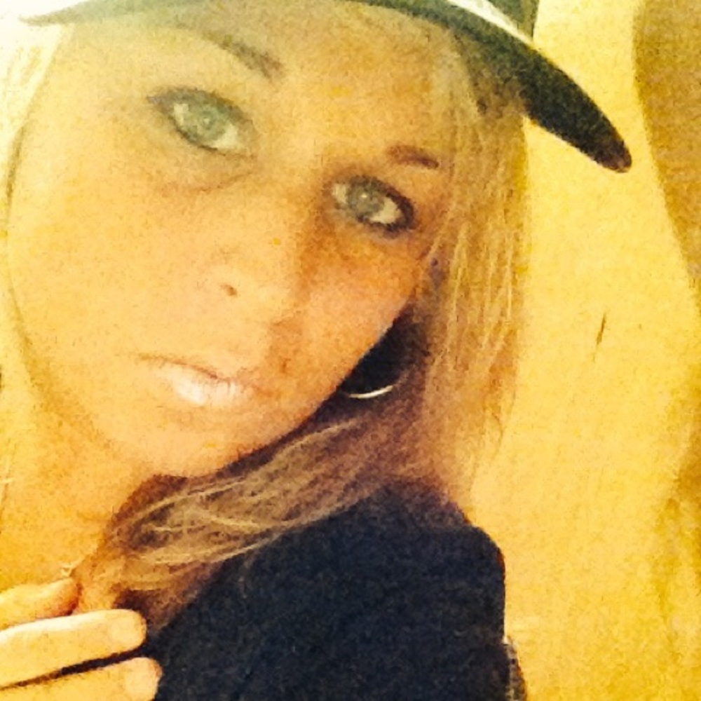 Meet your Posher, Nicole